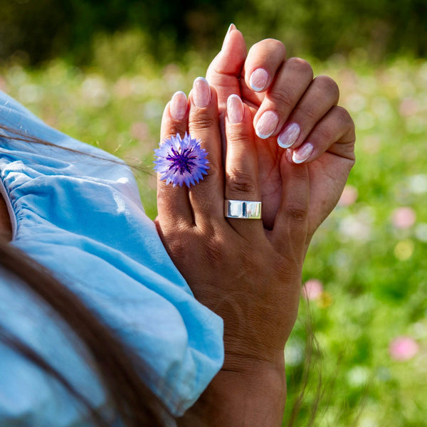 Square - hopea sormus