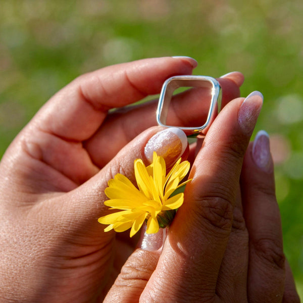 Square - hopea sormus