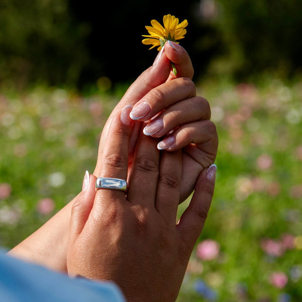 Square - hopea sormus