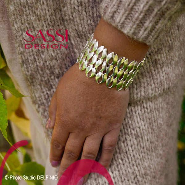 Syksy -Suuri hopeinen rannekoru – Lehtien juhla ranteellasi