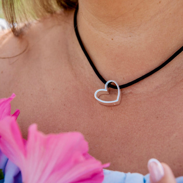 Sydän syrjällään - hopea riipus