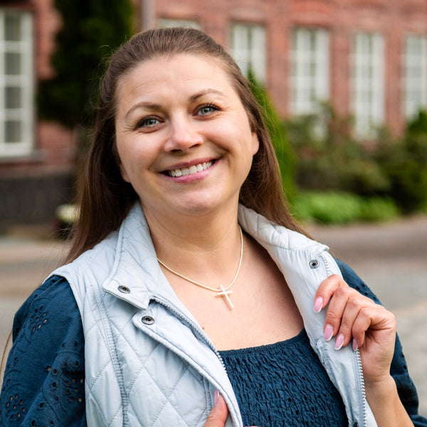 Rock - hopea risti - iso