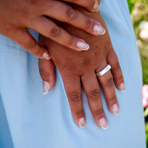 Square - hopea sormus