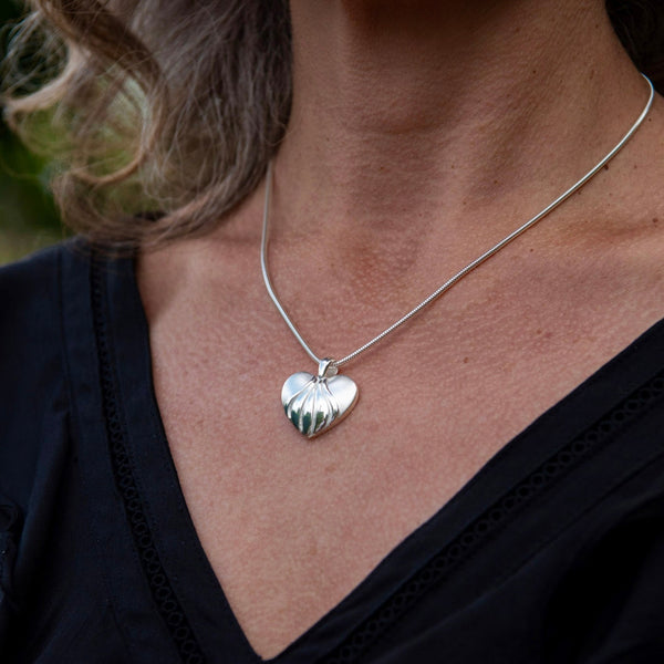 Sydän - Hopeariipus - Loiste