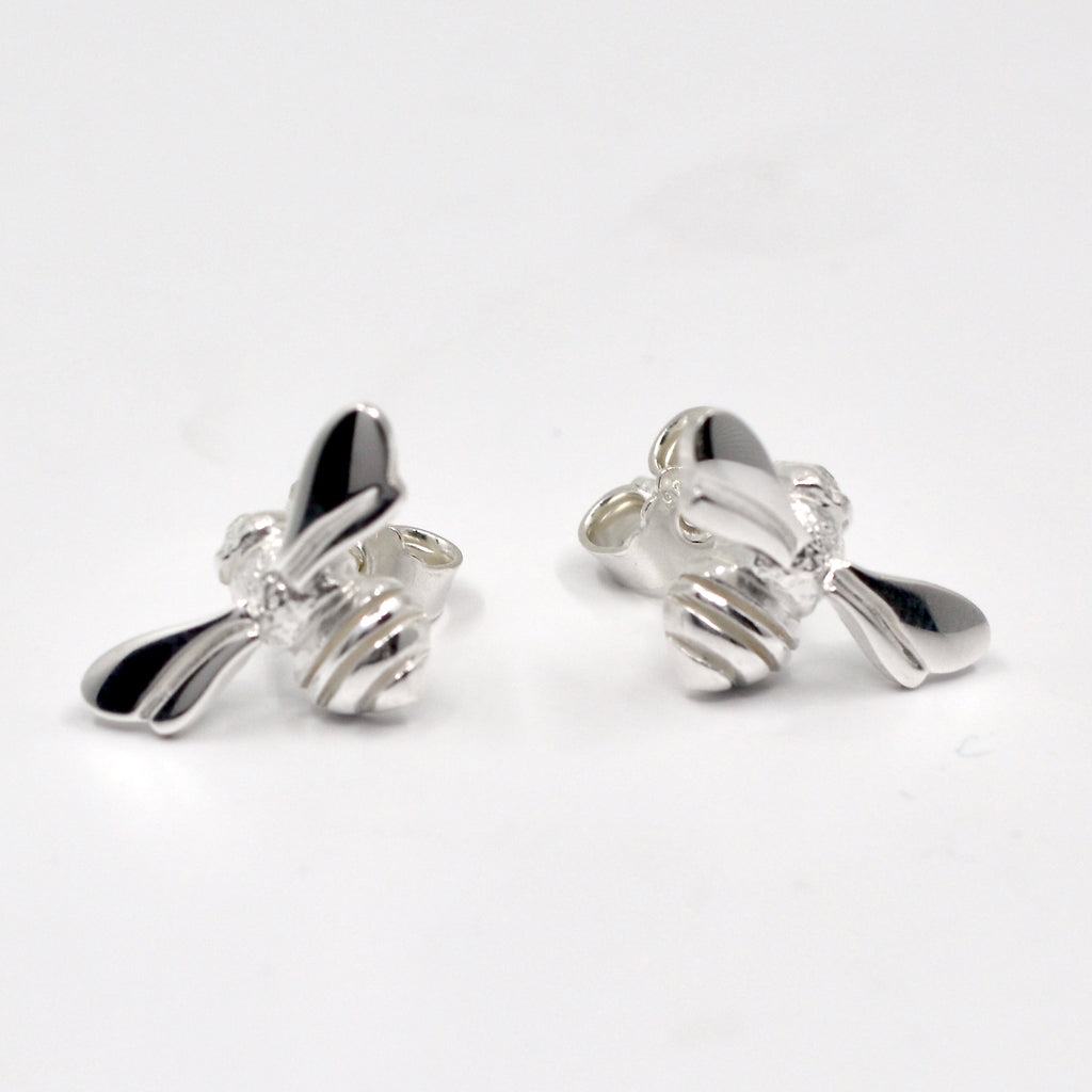 Pörriäinen - hopea korvakorut