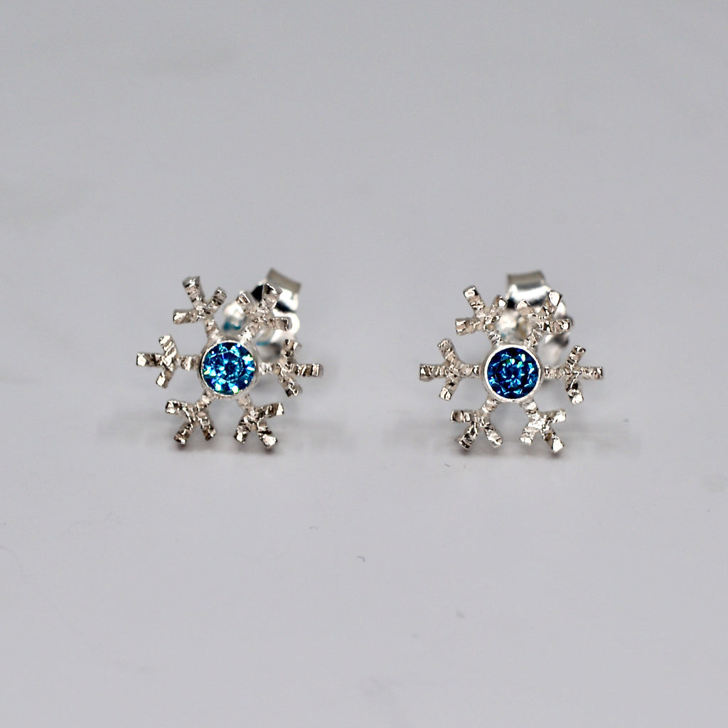Lumihiutale - hopea korvakorut - cubic zirconia