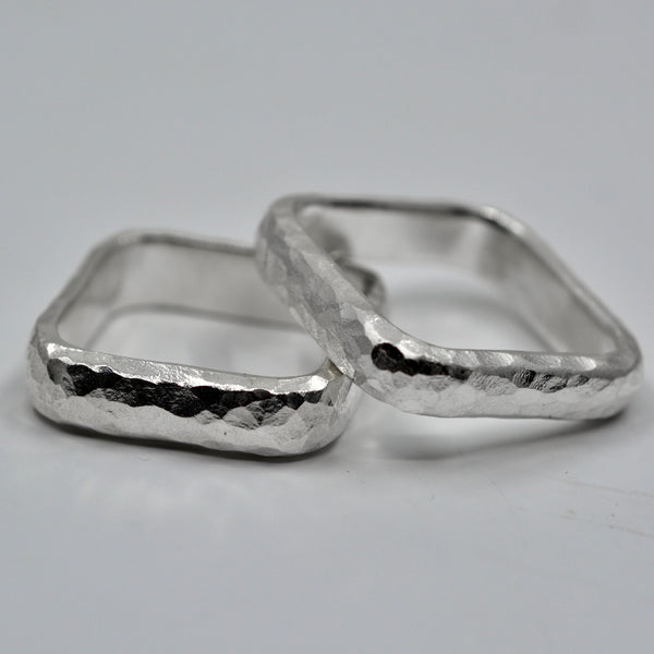 Square - hopea sormus - vasaroitu