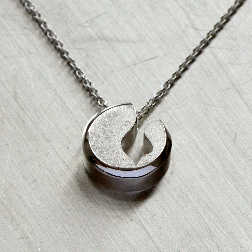 Kätilökoru / Barnmorskesmycket / Midwife Jewellery
