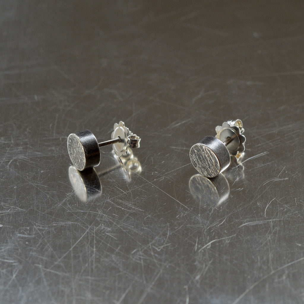 Rock - hopea korvakorut - oksidoitu