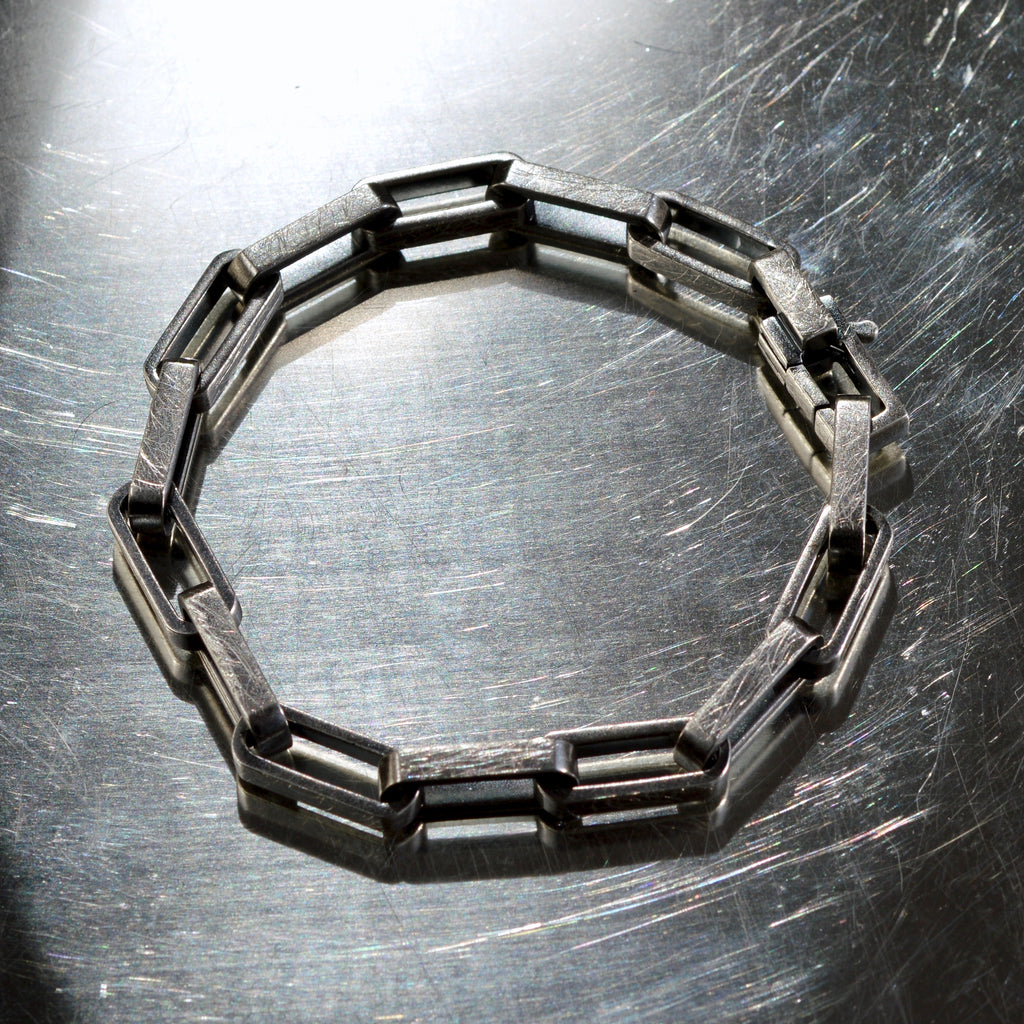 Rock - hopea rannekoru - oksidoitu