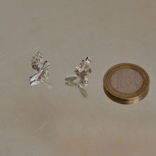 Pörriäinen - hopea korvakorut