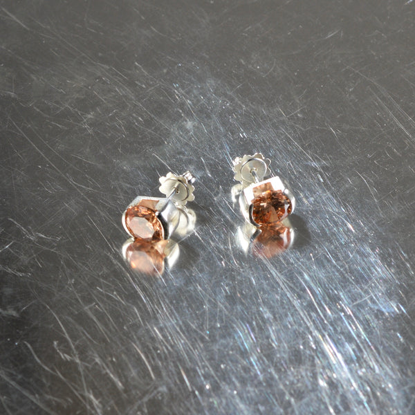 Onnenlähde - hopea korvakorut - isommat - cubic zirconia