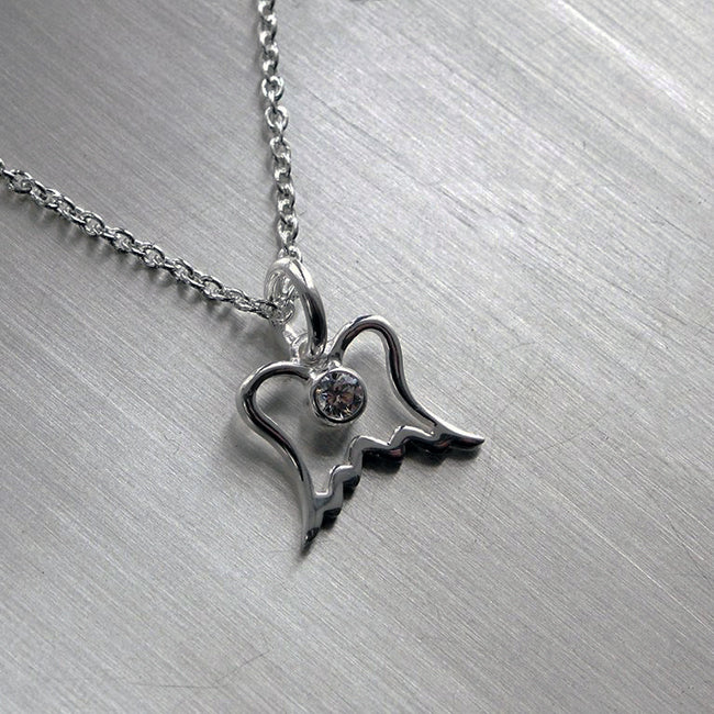 Guardian Angel, Suojelusenkeli, kaulakoru, riipus, pendant, Sassi Design,