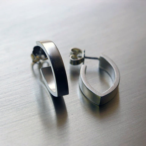 Bond, korvakoru, earrings, Sassi Design