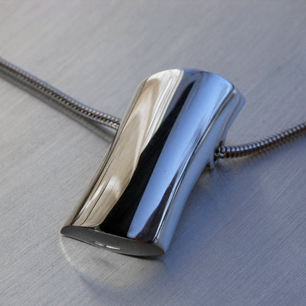 Follow me, kaulakoru, riipus, pendant, Sassi Design