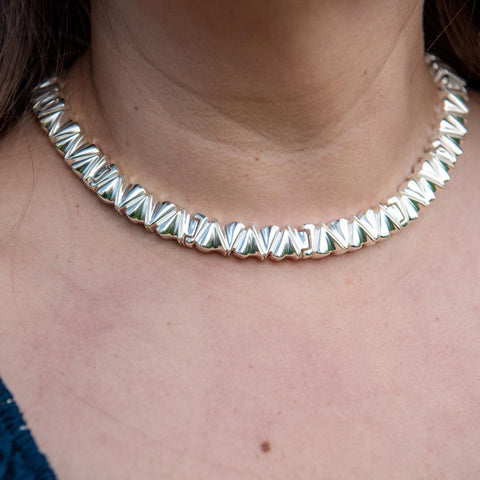 Corona - hopea collier - käsintehty