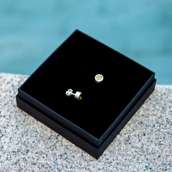Loiste - hopea korvakorut - cubic zirconia