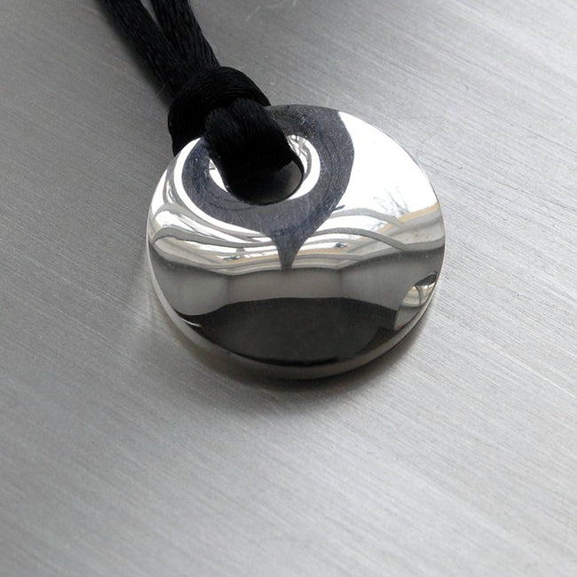 Shine, kaulakoru, riipus, pendant, Sassi Design